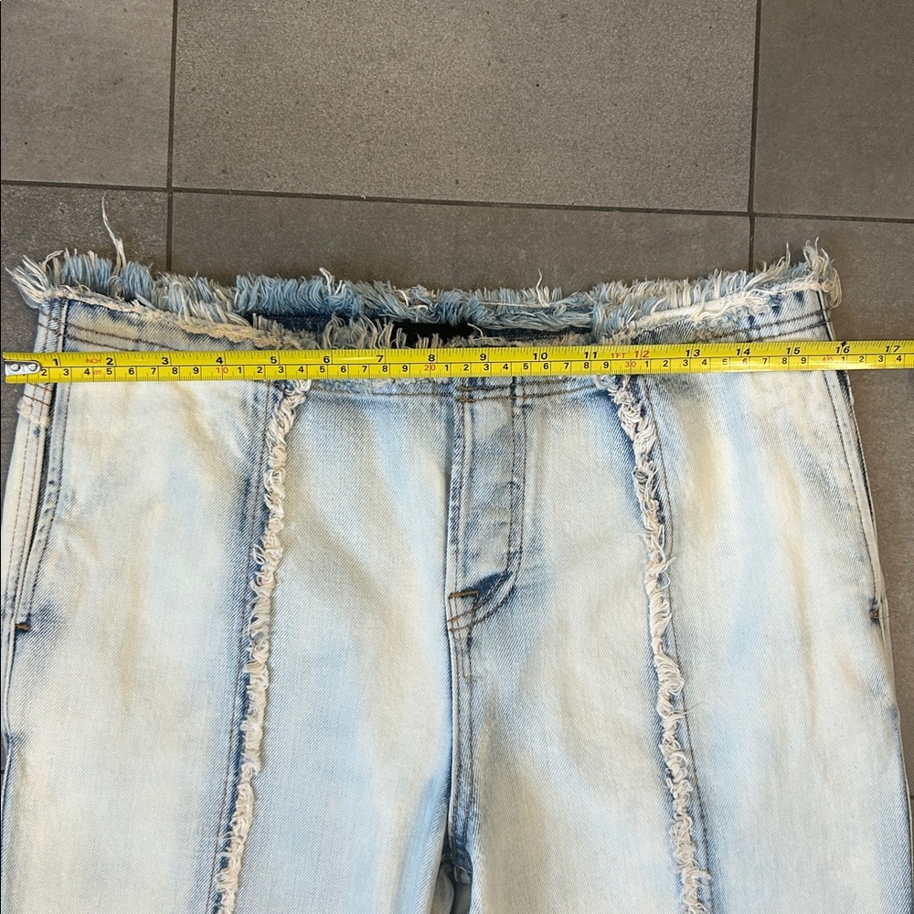h:ours Calista Pant in Light Tinted Bleach - Picture 5 of 14